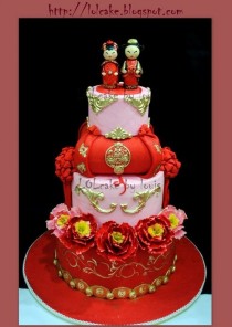 wedding photo - Asian Inspired Cakes And Cupcakes