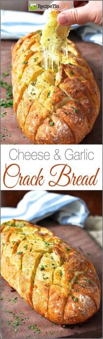 wedding photo - Cheese And Garlic Crack Bread (Pull Apart Bread)
