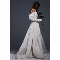 wedding photo - Silk Gown