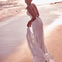 wedding photo - Bridal Backless Gown