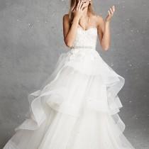 wedding photo - Pretty White Dress