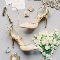 wedding photo - Bridal Musings Wedding Blog