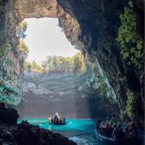Worldplaces Tour wedding photo - Worldplaces Tour