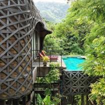 Worldplaces Tour wedding photo - Worldplaces Tour