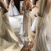 Monique Lhuillier Bride wedding photo - Monique Lhuillier Bride