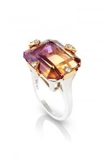 MANIAMANIA Cocktail Ring with Diamonds wedding photo - MANIAMANIA Cocktail Ring with Diamonds
