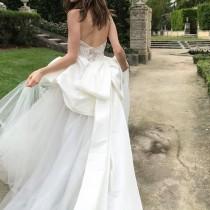 Monique Lhuillier Bride wedding photo - Monique Lhuillier Bride