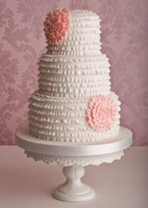 wedding photo - Специальные свадебные торты Ruffle ♥ украшения свадебного торта